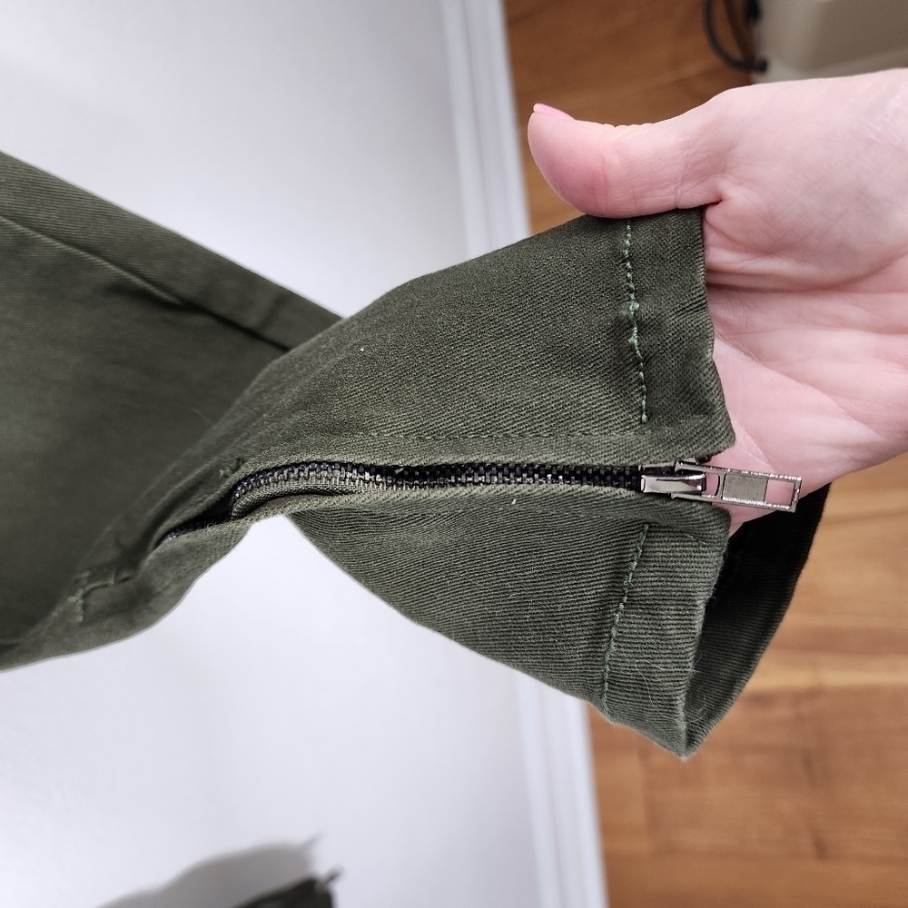 HAYDEN K SKINNY ANKLE ZIPPER PANTS - Picture 4 of 8